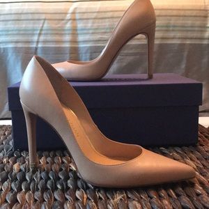 Stuart Weitzman nude 3.75” heels size 5 1/2
